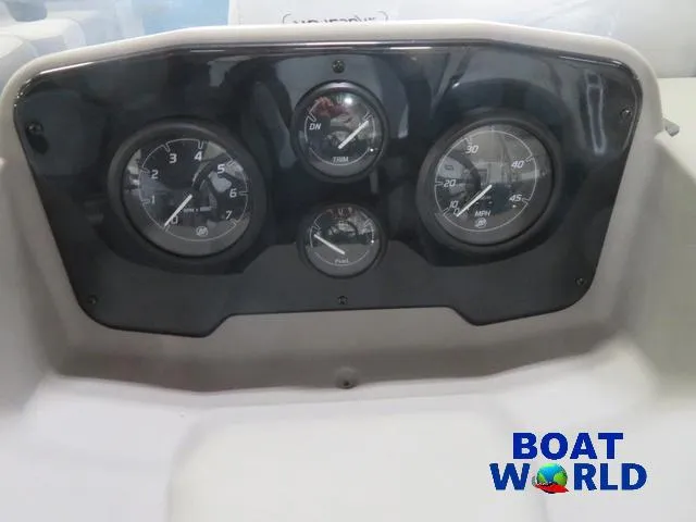 Slide: The Image of Princecraft Vectra 23 RL SS Swingback Pontoon & Mercury 4-Stro 2025 - 14