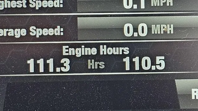 Slide: The Image of Yamaha 242 Limited S E-Series 2019 - 32