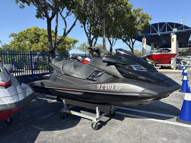 Slide: The Image of Yamaha FX Cruiser SVHO 2018 - 4