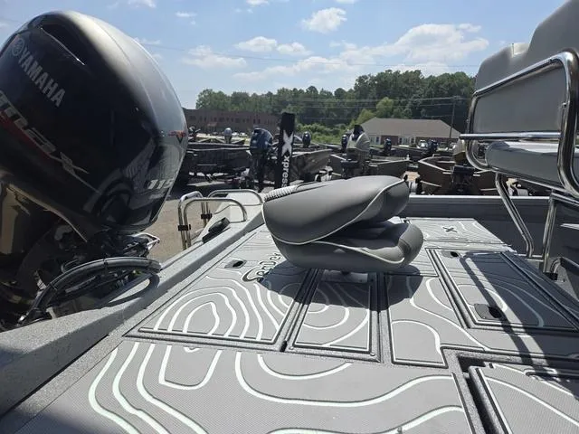 Slide: The Image of Xpress H20B 2025 - 20