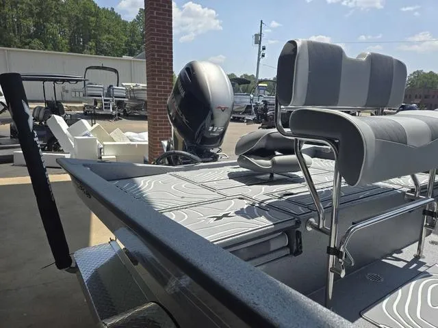 Slide: The Image of Xpress H20B 2025 - 24