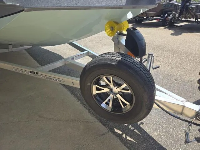 Slide: The Image of Xpress H20B 2025 - 28