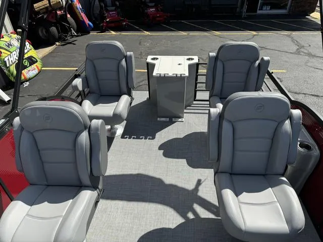 Slide: The Image of Flagship E20RF 2025 - 14