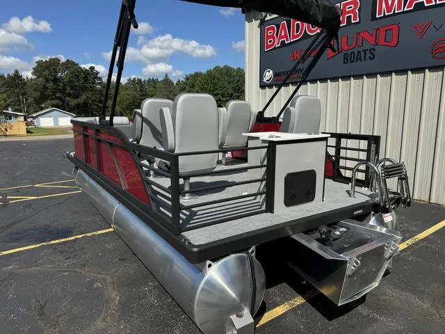 Slide: The Image of Flagship E20RF 2025 - 9