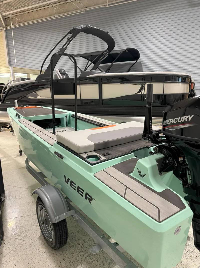 Slide: The Image of Veer V13 2023 - 2