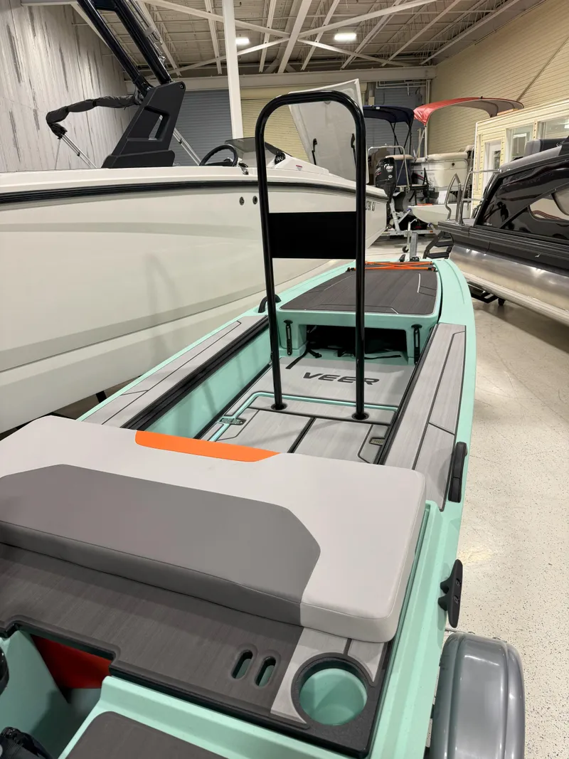 Slide: The Image of Veer V13 2023 - 4