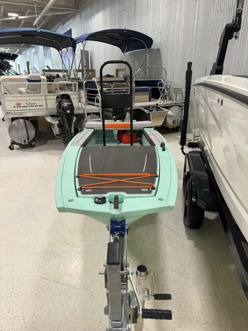 Slide: The Image of Veer V13 2023 - 6