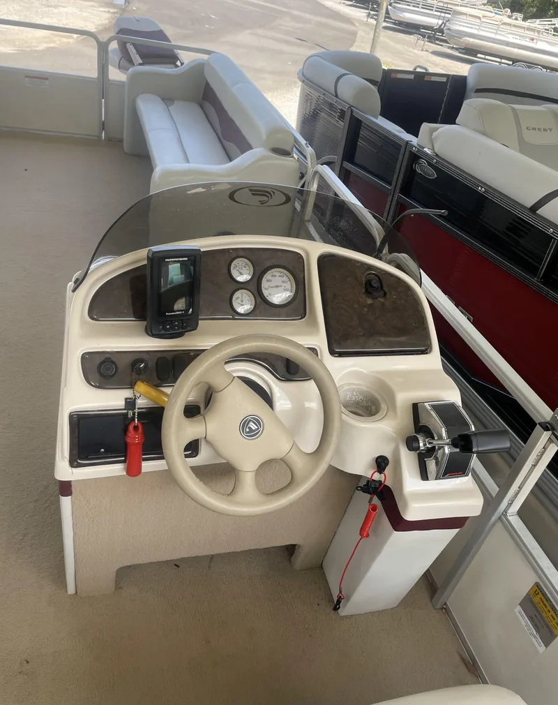 Slide: The Image of Fisher Boats Liberty 240 2004 - 11