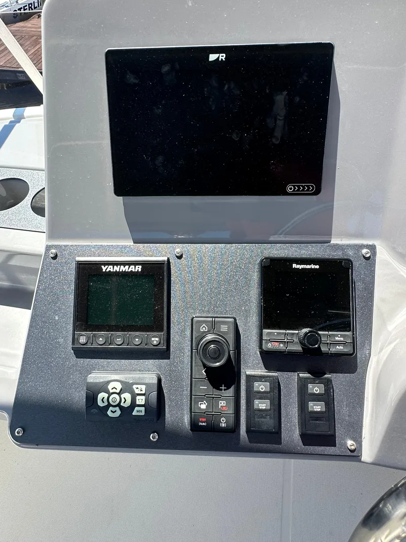 Slide: The Image of Beneteau Swift Trawler 41 2022 - 30