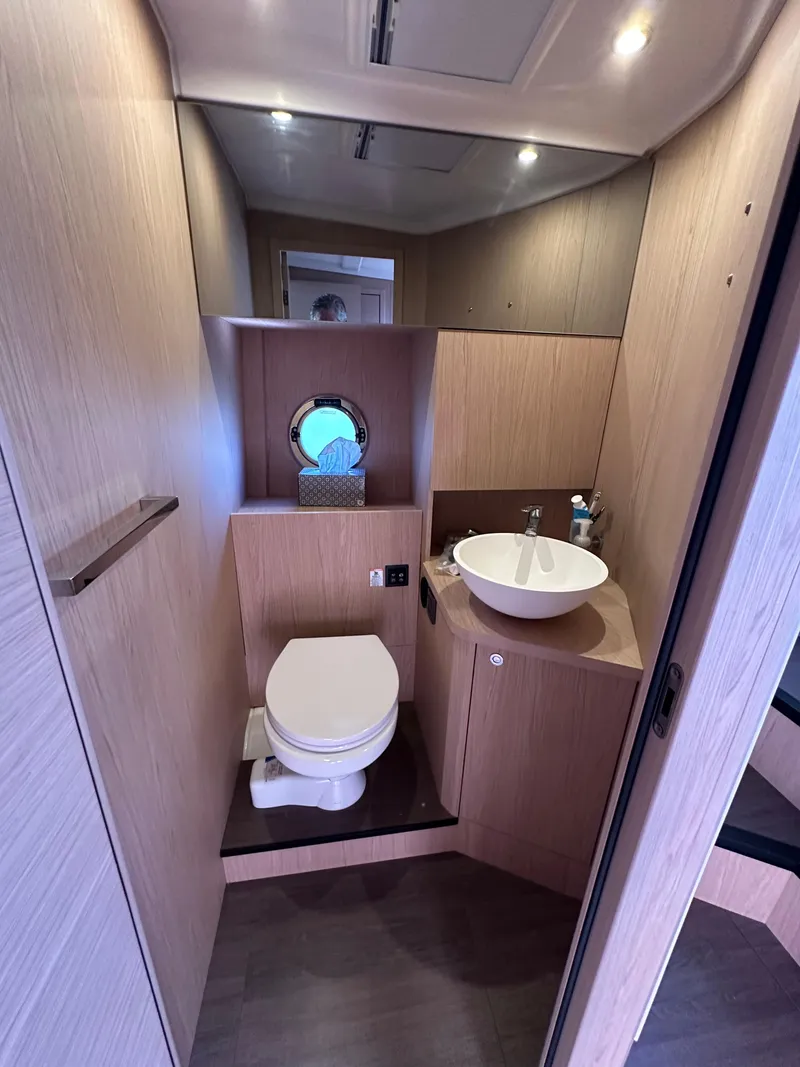 Slide: The Image of Beneteau Swift Trawler 41 2022 - 49