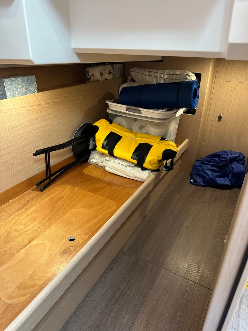 Slide: The Image of Beneteau Swift Trawler 41 2022 - 52