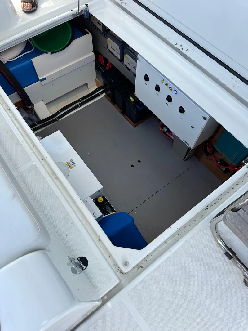 Slide: The Image of Beneteau Swift Trawler 41 2022 - 54