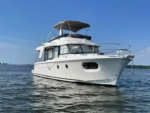Slide: The Image of Beneteau Swift Trawler 41 2022 - 7