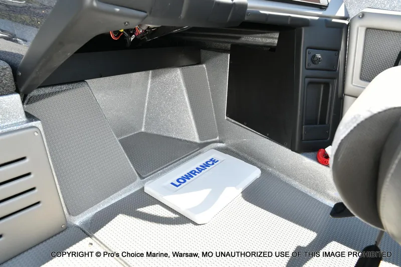 Slide: The Image of Ranger 620FS Lowrance Cup 2025 - 33