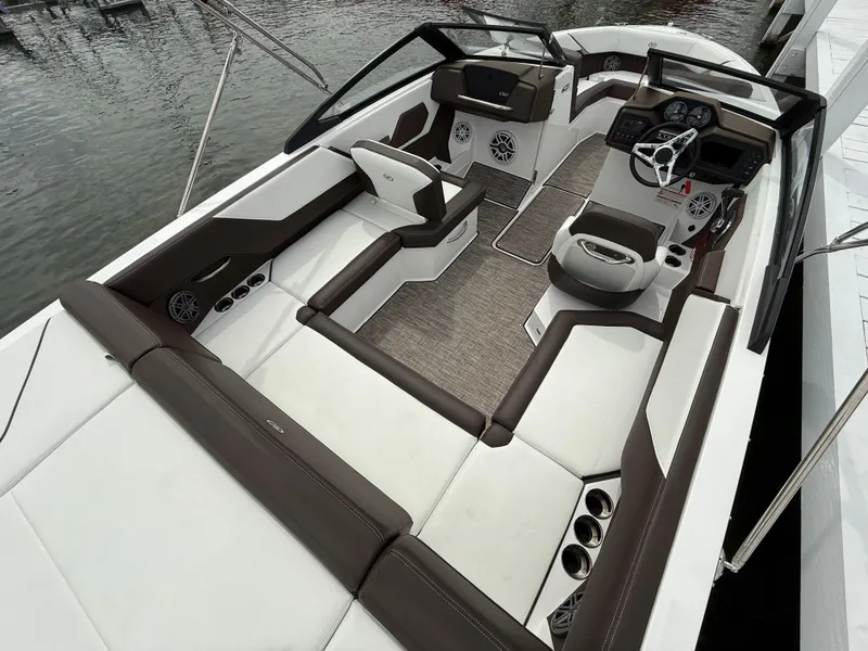 Slide: The Image of Cobalt CS23-New 2025 - 379