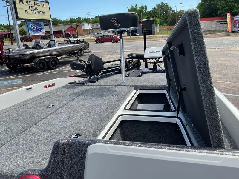 Slide: The Image of Bass Cat Pantera Classic 2025 - 19