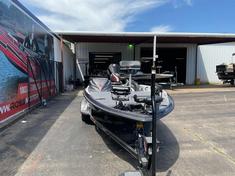 Slide: The Image of Bass Cat Pantera Classic 2025 - 4