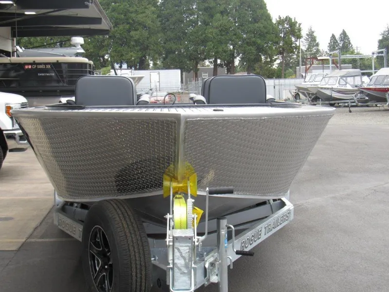 Slide: The Image of Alumaweld Super Vee Pro 23 2025 - 8