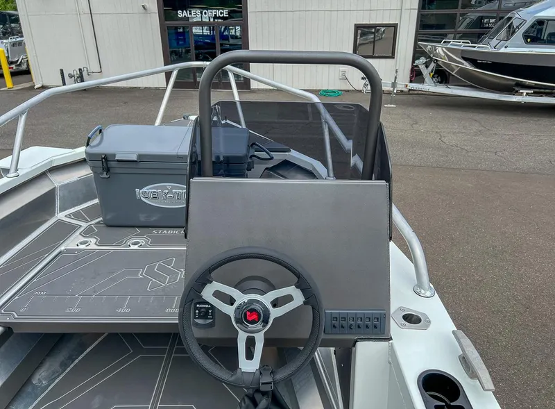 Slide: The Image of Stabi-Craft 1550 Frontier 2025 - 16