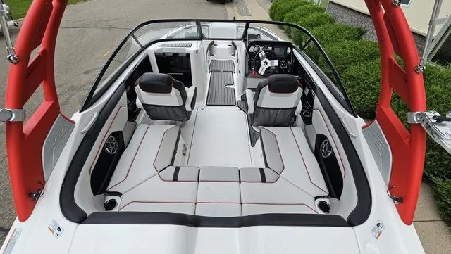 Slide: The Image of Yamaha 212X 2018 - 5