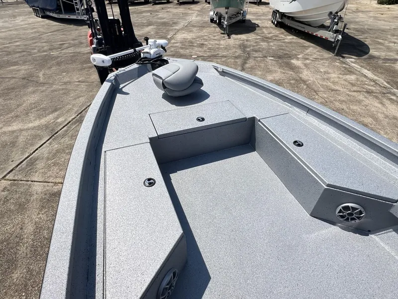 Slide: The Image of Xpress H24B HYPER-LIFT BAY 2025 - 10