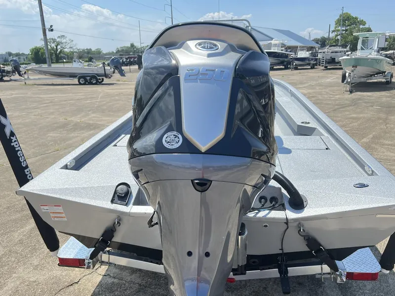 Slide: The Image of Xpress H24B HYPER-LIFT BAY 2025 - 13