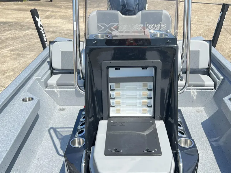 Slide: The Image of Xpress H24B HYPER-LIFT BAY 2025 - 9