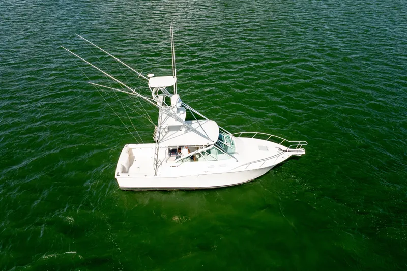 Slide: The Image of Cabo 35 Express 2004 - 19