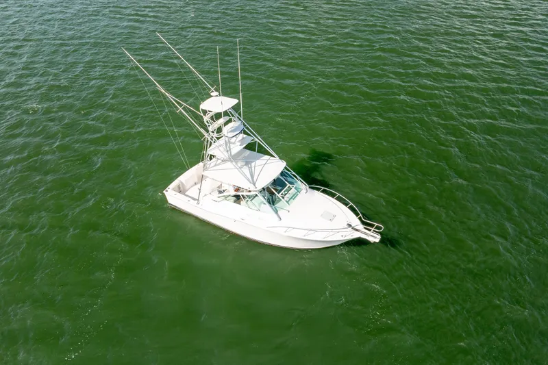 Slide: The Image of Cabo 35 Express 2004 - 20