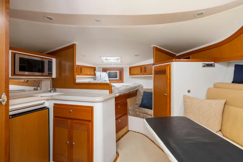 Slide: The Image of Cabo 35 Express 2004 - 22