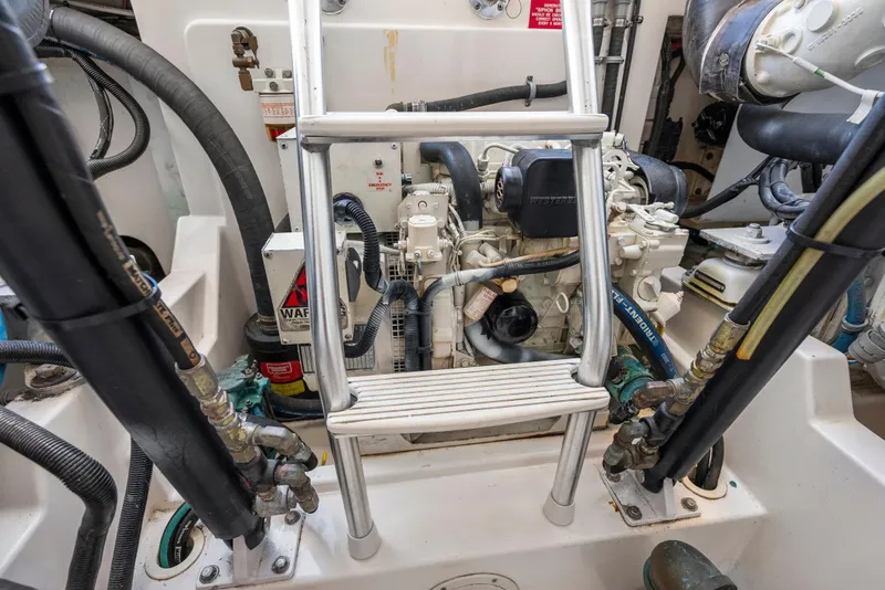 Slide: The Image of Cabo 35 Express 2004 - 32