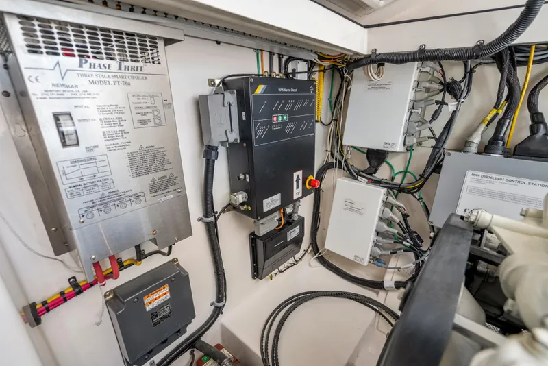 Slide: The Image of Cabo 35 Express 2004 - 36