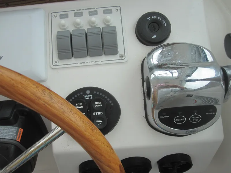 Slide: The Image of Back Cove 34 HARD TOP/HARD BACK 2014 - 60