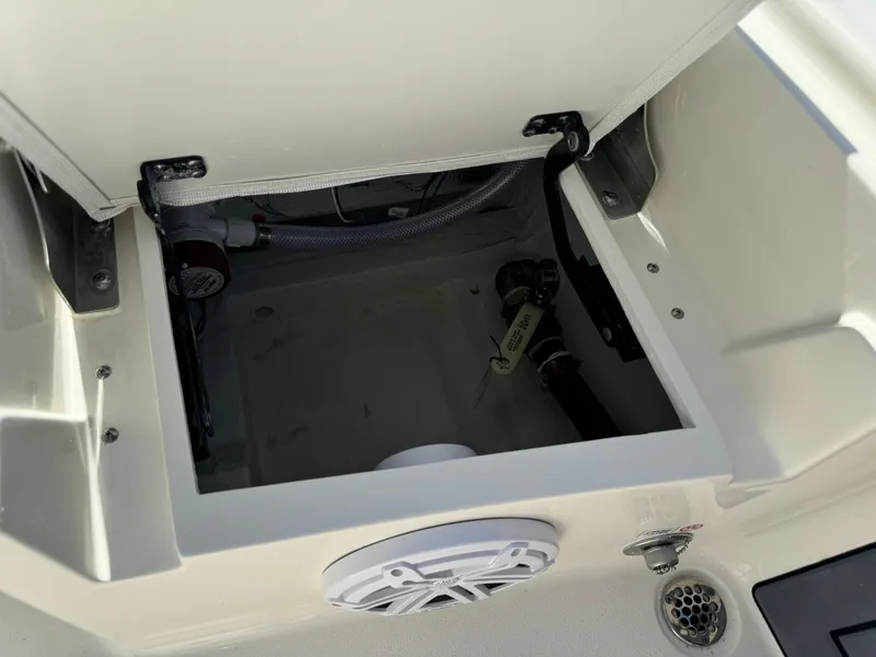 Slide: The Image of Pathfinder 2500 Hybrid 2025 - 51