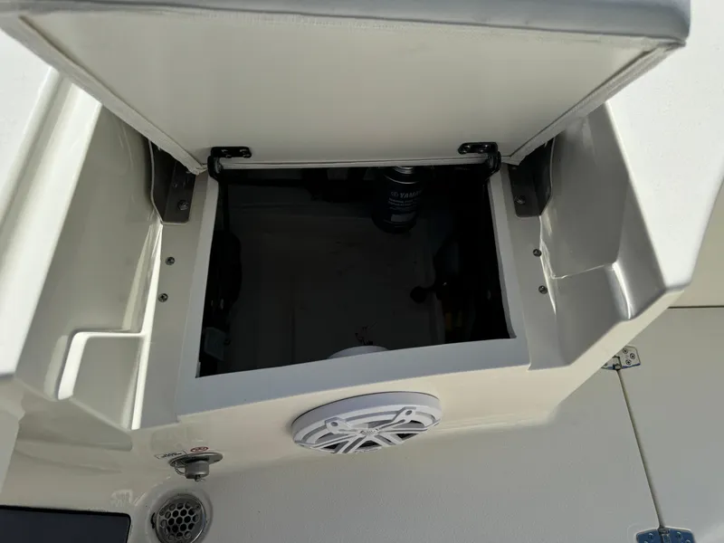 Slide: The Image of Pathfinder 2500 Hybrid 2025 - 52