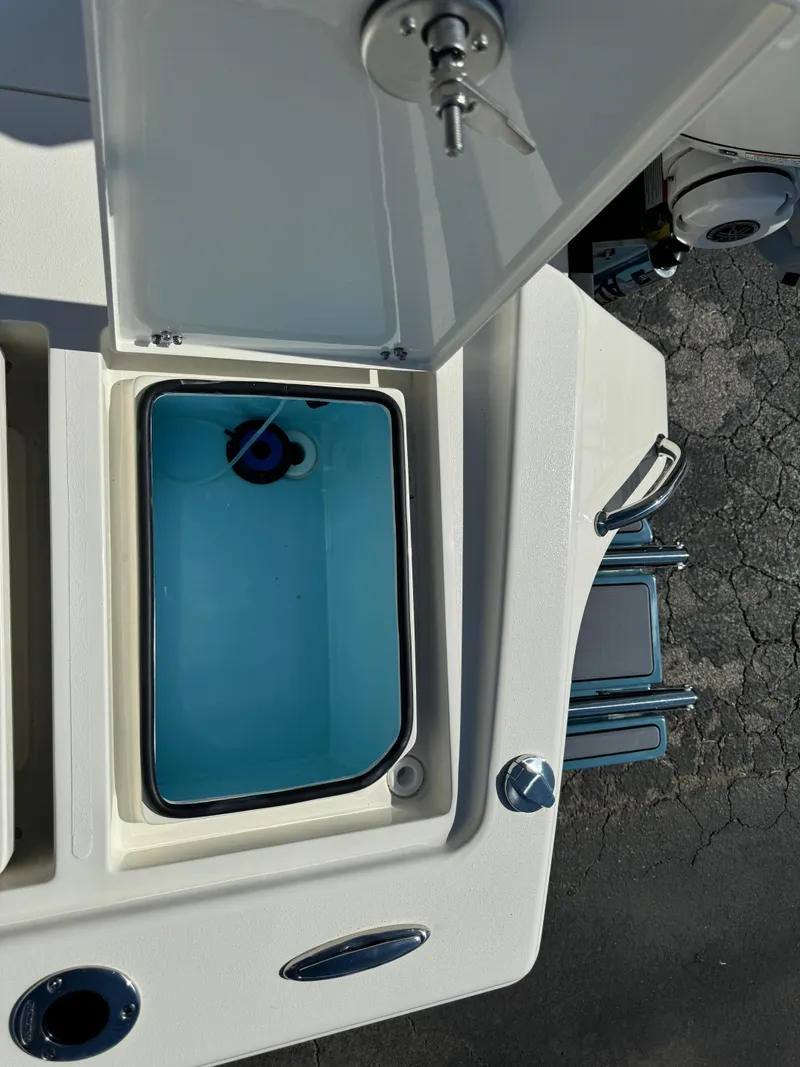 Slide: The Image of Pathfinder 2500 Hybrid 2025 - 54