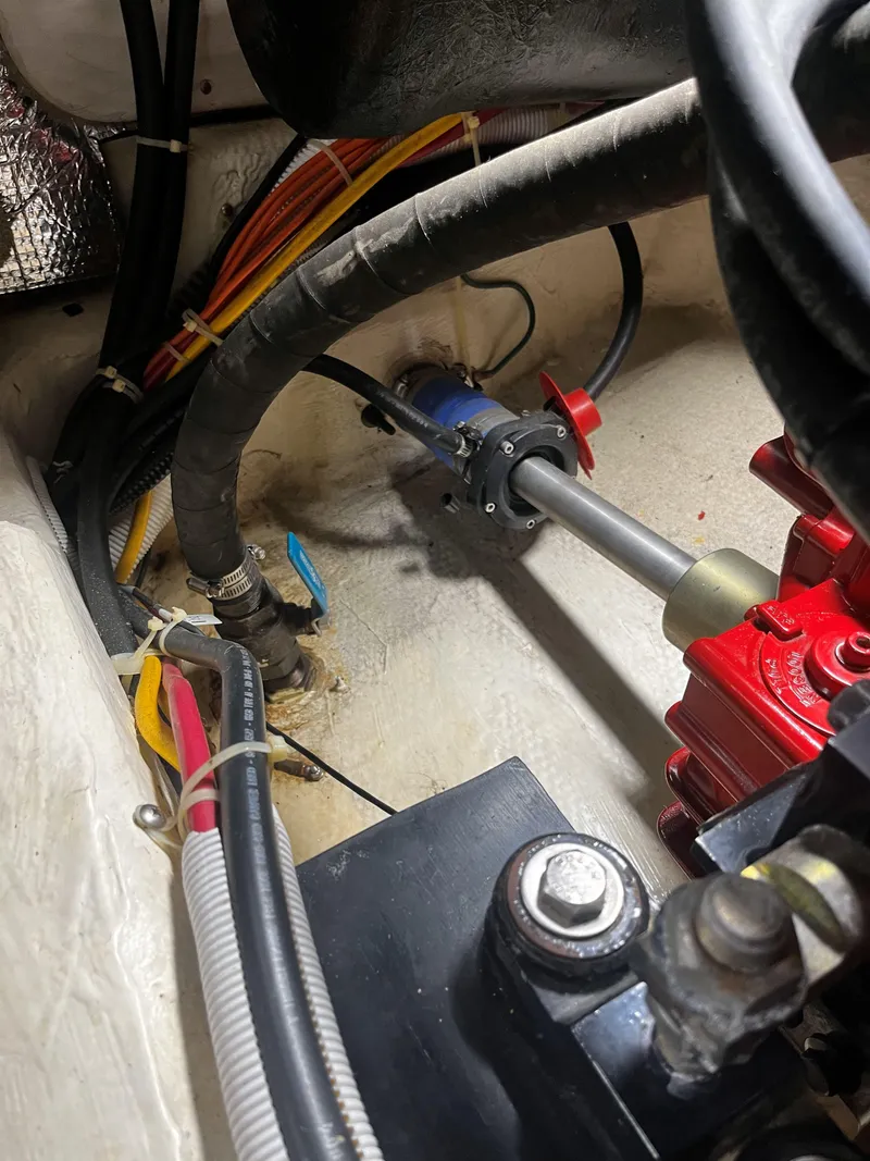 Slide: The Image of Dripless shaft logs / Clean dry bilge - 31