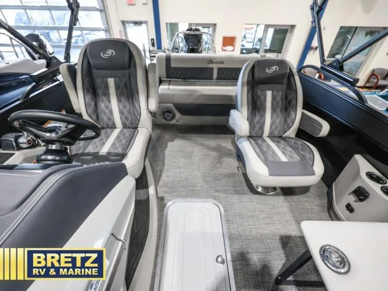 Slide: The Image of Lusso Ultra-Lounge L25UC 2025 - 13