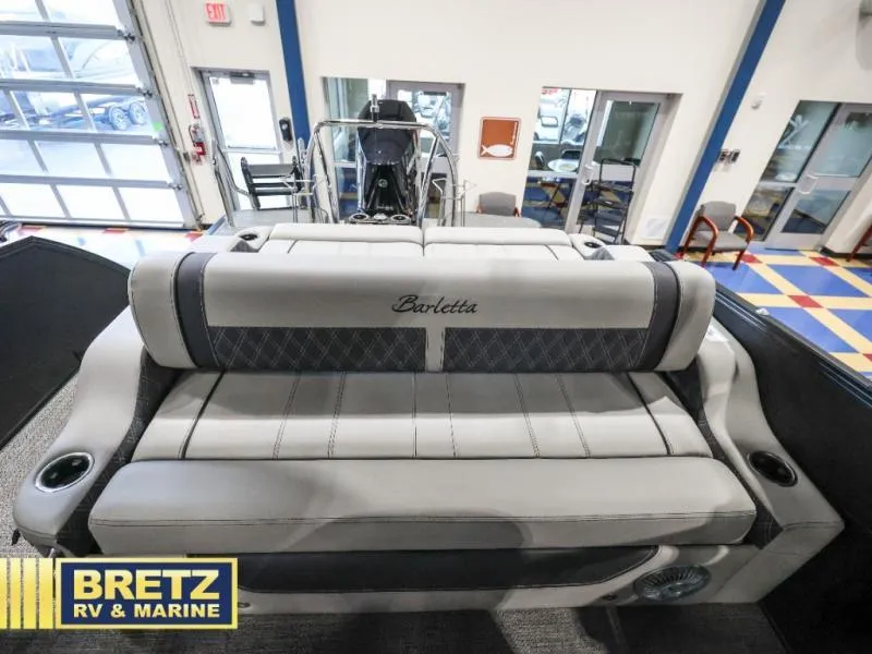 Slide: The Image of Lusso Ultra-Lounge L25UC 2025 - 21