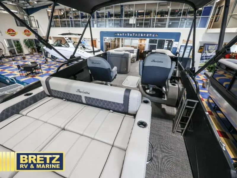 Slide: The Image of Lusso Ultra-Lounge L25UC 2025 - 22