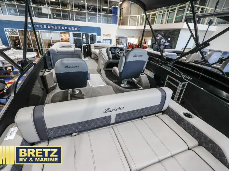 Slide: The Image of Lusso Ultra-Lounge L25UC 2025 - 23