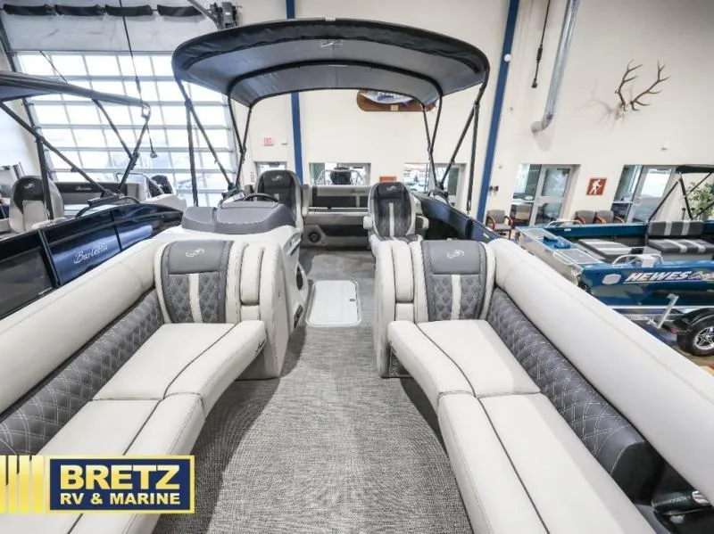 Slide: The Image of Lusso Ultra-Lounge L25UC 2025 - 8