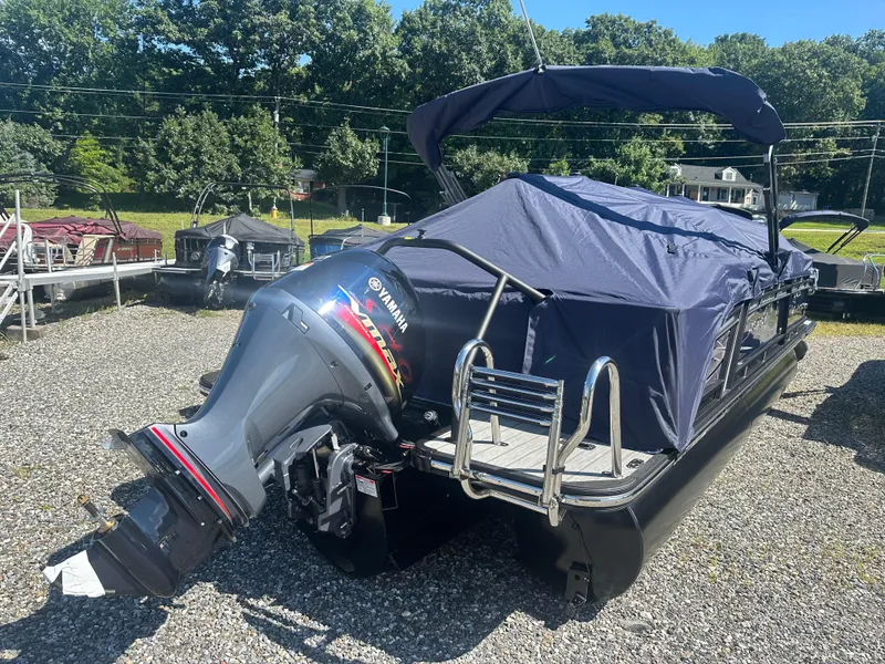 Slide: The Image of Starcraft SLS 3 R 2025 - 9