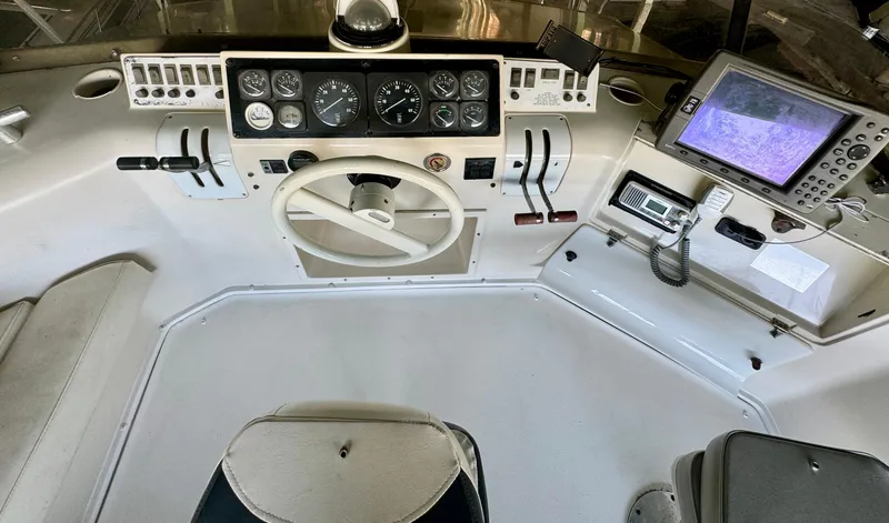 Slide: The Image of Mainship Mediterranean Convertible 1988 - 25