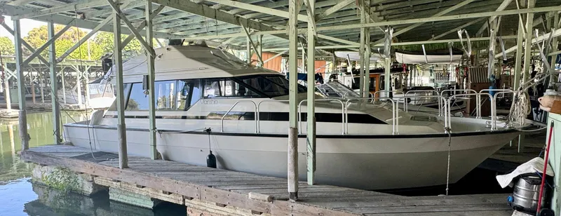 Slide: The Image of Mainship Mediterranean Convertible 1988 - 28