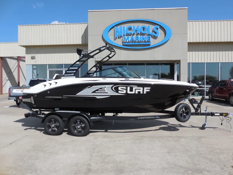 The Image of Chaparral 21 Surf 2025 - 0
