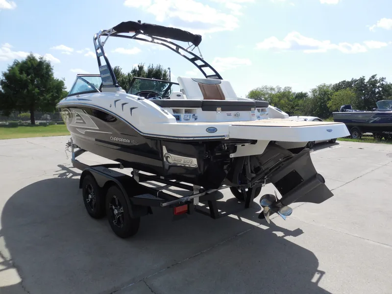 Slide: The Image of Chaparral 21 Surf 2025 - 4