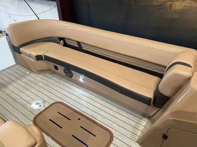 Slide: The Image of Luxurious seating on 2025 SunCatcher Fusion 322C boat with Yamaha 200 "SHO" engine. - 10