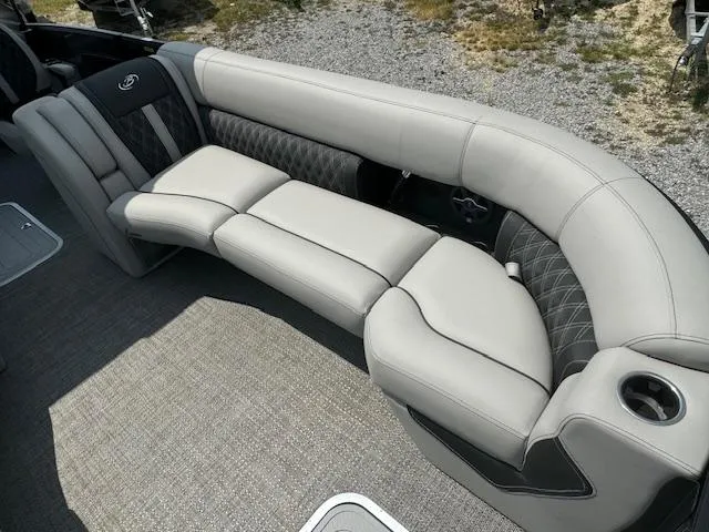 Slide: The Image of Barletta Lusso 25UCA 2025 - 12