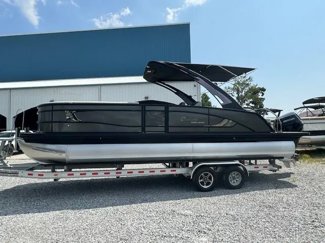 Slide: The Image of Barletta Lusso 25UCA 2025 - 2